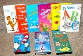 DR SEUSS BOOKS AND 3 VHS VIDEOS childrens group