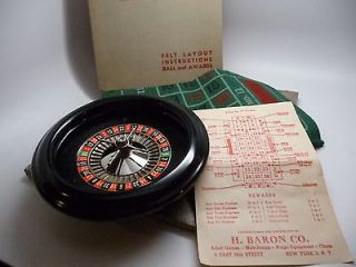 Vintage H BARON CO De Luxe 8 Roulette Wheel / Box, / felt / ball 