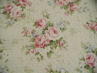   Pink Large Shabby Cabbage Roses on Natural Ground Quilt F/Q 88x92