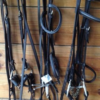 Mixed Lot Of Bridles Western English Circle Y Bridles, Weaver Reins