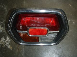 1977 DATSUN 120 USED TAIL LIGHT LAMP ASSEMBLY BODY EXTERIOR PART #IKI 