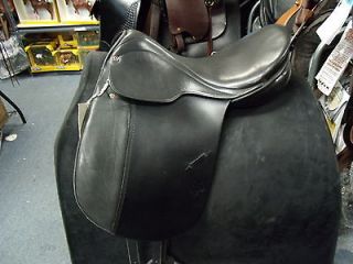 New Courbette Futura Dressage saddle 17.5