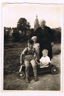 Grandma & 3 Grandkids Antique Pedal Car Germany Old Snapshot Photo