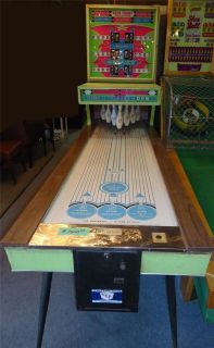 Vintage Shuffle Bowling Machine by Chicago Dynamic Industries