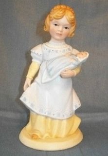 avon collectible dolls in Collectibles