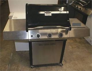 NEW Vermont Castings Signature Series Propane gas Grill Model vcs3517p