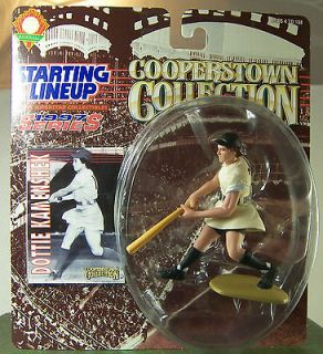   FEMALE BASEBALL STAR FIGURE Cooperstown STARTING LINEUP 97 NOC