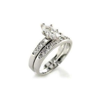 WOMENS LADIES ENGAGEMENT/WED​DING SET CUBIC ZIRCONIA RING SIZE 6