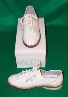 Size 7.5 High Skore Womens Lace to Toe Bowling Shoes RH/LH White FREE 