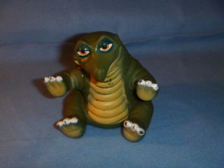 LAND BEFORE TIME MOVIE SPIKE DINOSAUR PUPPET PIZZA HUT VINTAGE GREEN 