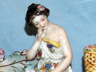 CAPODIMONTE BEAUTIFUL GIRL WITH FLOWER VASE & BOWL CENTER PIECE OLD 
