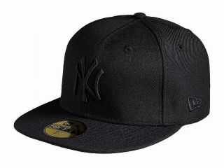 New era New York Yankees All Black Everything 5950 Fitted Cap