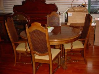 CI  THOMASVILLE DINING TABLE & 4 CHAIRS ( 2 LEAFS ) #10032