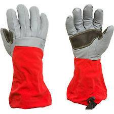 Stoic Forge Gauntlet Glove Red/Metallic Small