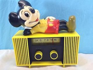   Vintage Disney Mickey Mouse Concept 2000 Yellow & Black Radio *Works