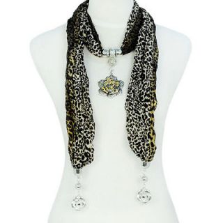   Women Leopard Scarf with Alloy Flower Charm Pendant Jewelry, NL 1589