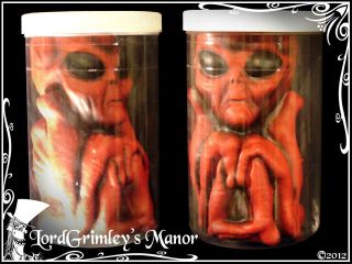   Alien in a Jar Halloween Prop Horror Area 51 Scientist Lab Specimen