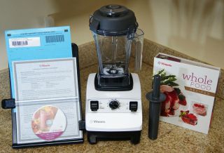Vitamix 5200 Food Juicer Blender 64 Oz/2 L With Cookbook And DVD New