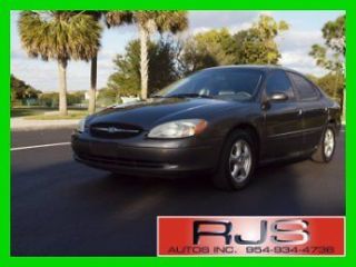 Ford  Taurus SE 2002 Ford Taurus SE  Low Miles For The Year  Clean