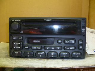 98 01 Ford Explorer Premium Am Fm Radio Cd Cassette F87F 18C868 AE *