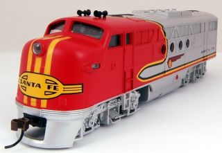Bachmann HO Scale Train Diesel Locomotive DCC Equipped FT A Santa Fe 