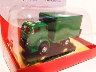   Classic Metal Works CMW 1953 White Cabover Box Delivery Truck   green