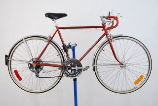   Used 1975 Schwinn Varsity Road Bicycle Handmade in Chicago USA Fenders