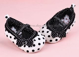 Black & White Polka Dots Mary Jane Baby Girl Crib Shoes Newborn to 12 