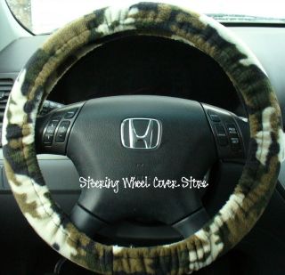 camo steering wheel cover in Parts & Accessories