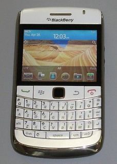 White T mobile Blackberry 9780 Bold Unlocked MINT   100% Money Back 