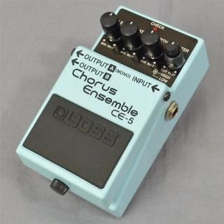 Boss CE 5 Chorus Ensemble Guitar Effects Pedal PD 7697