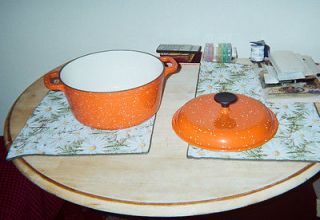 enamel cast iron cookware in Collectibles