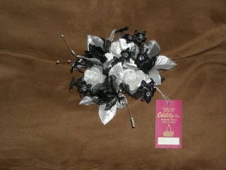 NEW SILK BLACK & WHITE ROSE CASCADE CANDLE RING