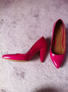 Hot Pink heels in the style of Kim Kardashian Rihanna Minaj Size 6 39 