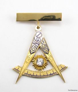 PAST MASTER Masonic 14k Gold White Sapphire Medal JEWEL