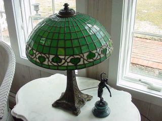WILKINSON LEADED STAINED GLASS LAMP ACORN  ORIGINAL AND COMPLETE