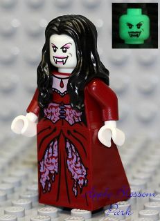 LEGO MINIFIGURE SERIES 8 ~ VAMPIRE MAN BAT ~ package opened to view 
