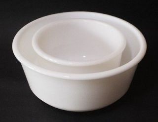 Nice Vintage Dormeyer ~FOOD FIXER 4200~ Milk Glass Mixing Bowl 