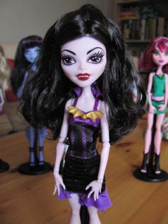 Liv Doll Wig  Fits Monster High DARK BROWN