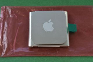 Apple iPod nano 6th Generation Graphite (16 GB)