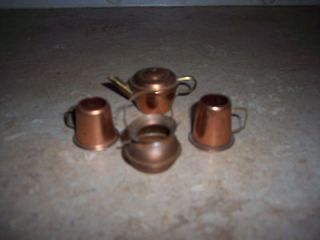 lot minature copper kettle , 2 beer steins 1 coal bucket great 