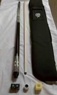 McDermott Classic Billiards Pool Cue Stick Kit with Case Chalk Gift 