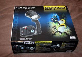   Pro underwater camera and strobe scuba diving Used one pool dive