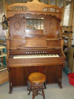 Antique Estey Brattleboro old pump organ parlor claw feet foot stool 