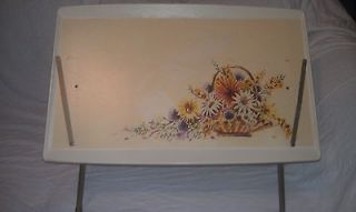 Vintage Tilt TV Tray table by CAL DAK w/beautiful basket of flowers