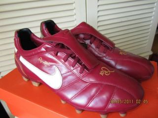 Nike soccer cleats   Ronaldinho special editions Size 9