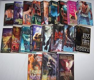 Nice lot of 20 PARANORMAL ROMANCE BOOKS   Great Authors   Showalter 