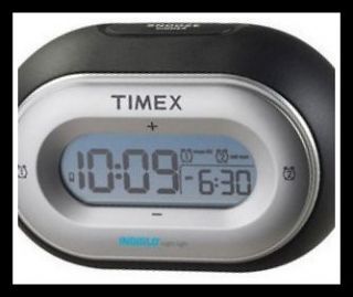 timex dual alarm clock in Digital Clocks & Clock Radios
