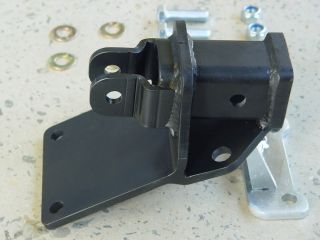 OEM Land Rover Discovery II 99 04 Trailer Tow Hitch Receiver