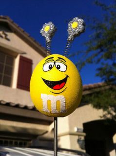 ANTENNA TOPPER   ADORABLE YELLOW GUY   NEW